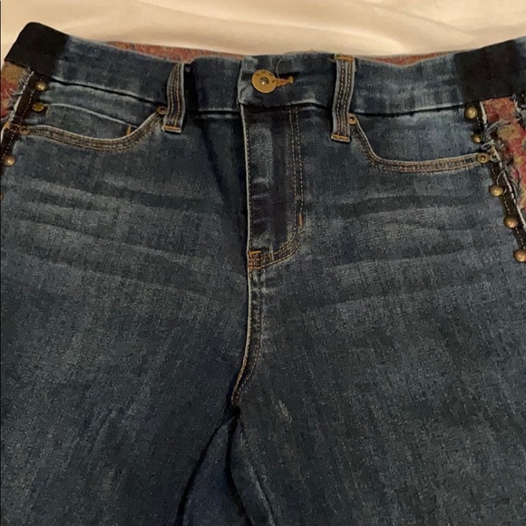 LVPL by LIVERPOOL Studded leg jeans size 6. - Picture 4 of 6